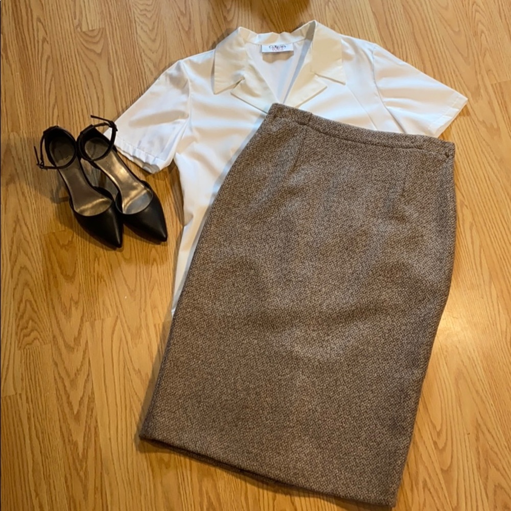 1980s Vintage Valentino Wool Pencil Skirt